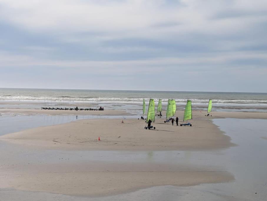 Evasion Plage - Appartement Lumineux Plein Centre Et 150M Plage Neufchâtel-Hardelot エクステリア 写真
